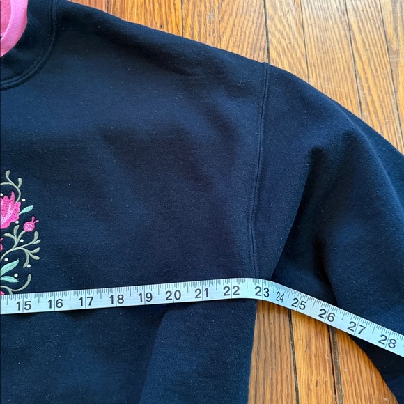 90’s Jeweled Roses Vintage Granny Sweater - Picture 10 of 11